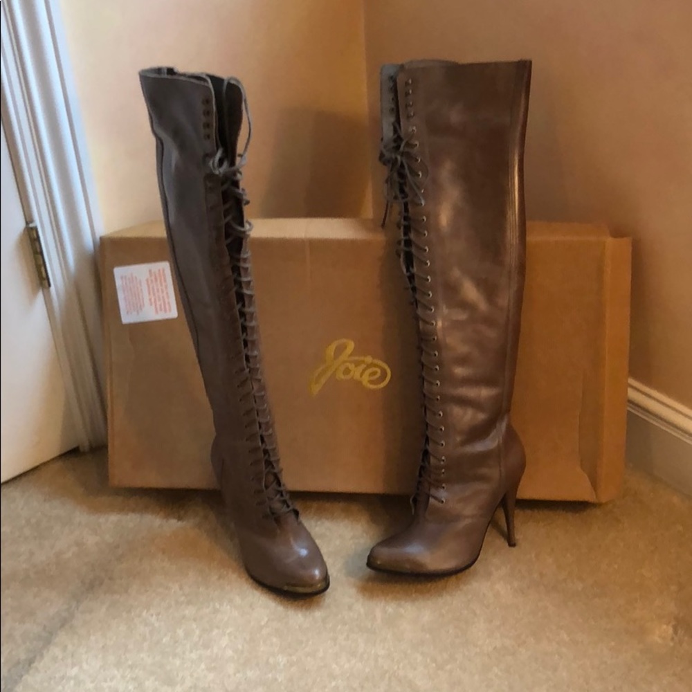 Joie Boots